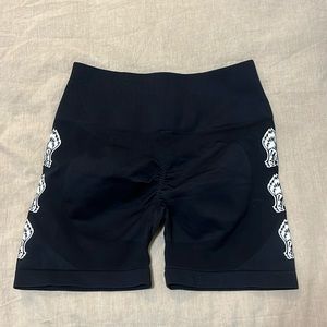 darcsport shorts!